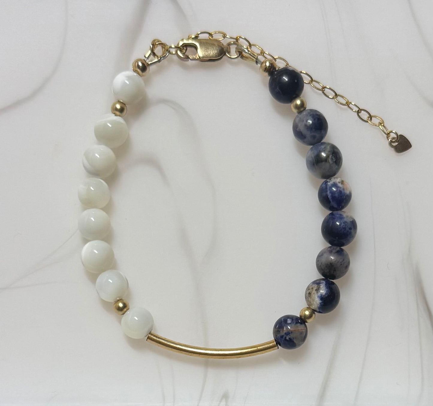 Sodalite with Mother of Pearls Beads Bracelet