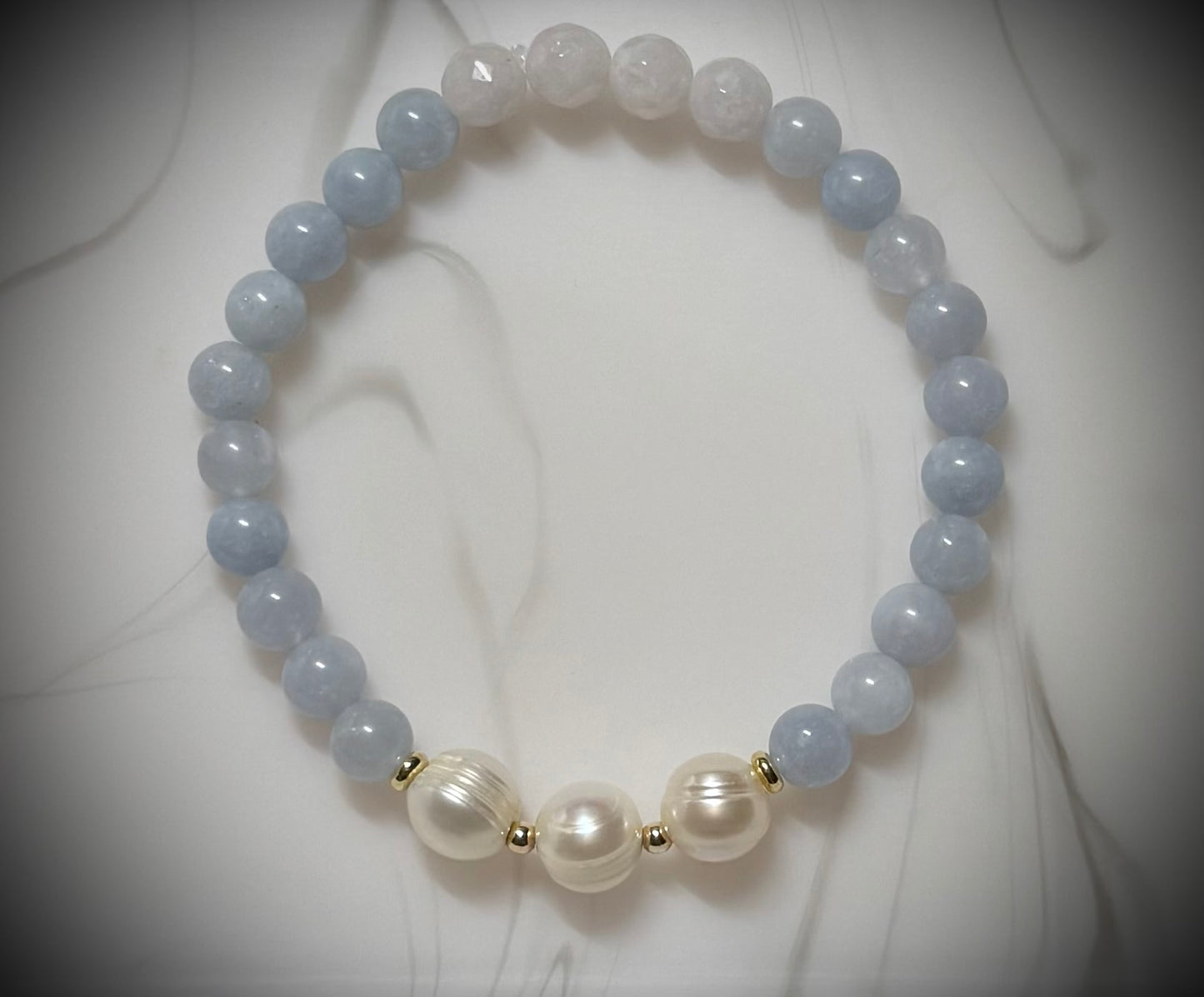 Aquamarine Stretch Bracelet with Pearls and Quartz