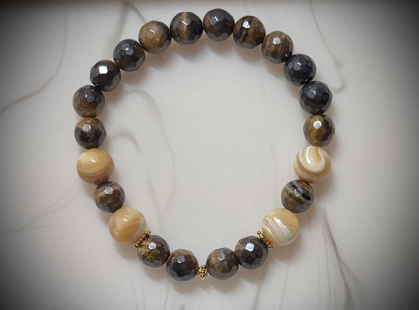 Tiger Eye Stretch Bracelet With Mother of Pearl