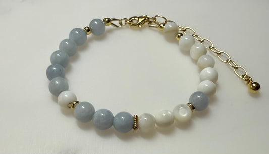 Aquamarine with Natural Shell Bead Bracelet