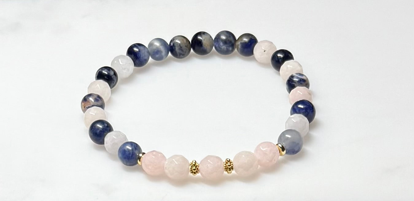Quartz Stretch Bracelet with Sodalite