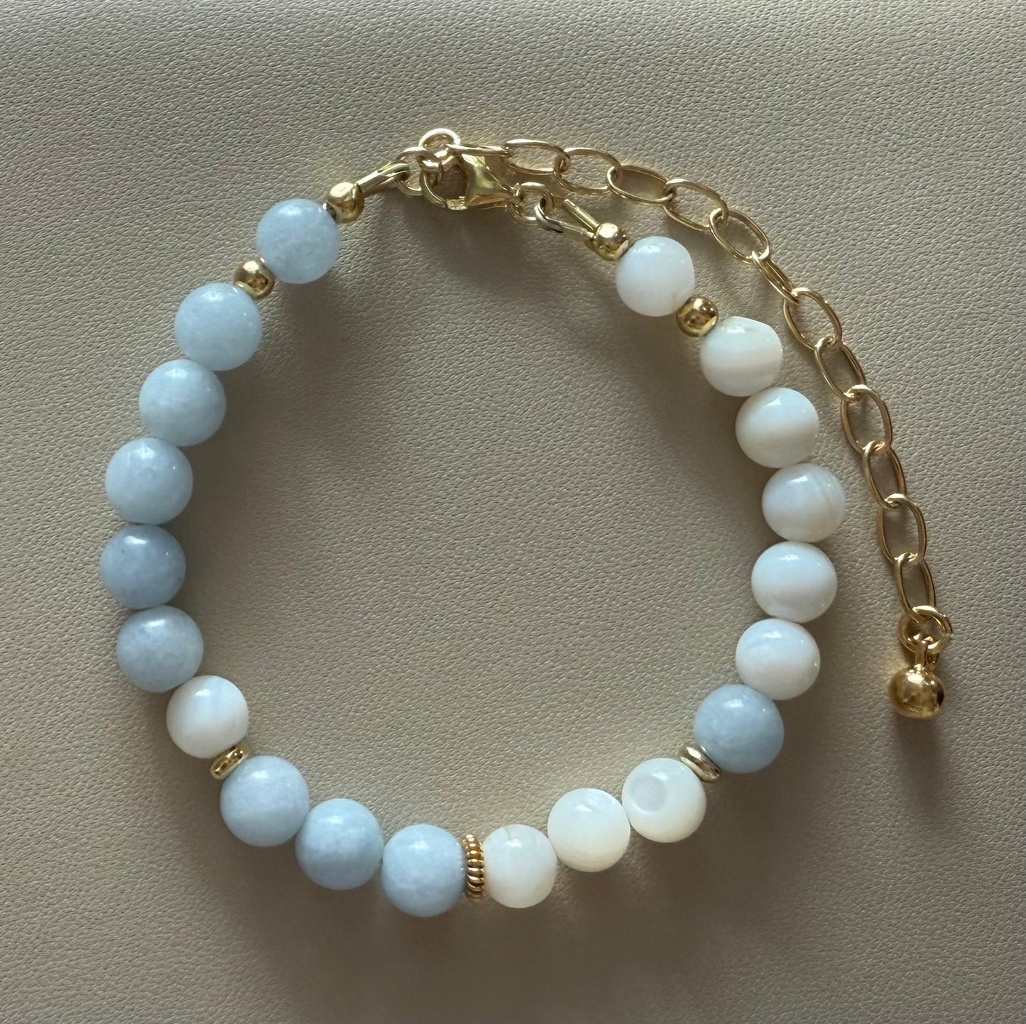 Aquamarine with Natural Shell Bead Bracelet